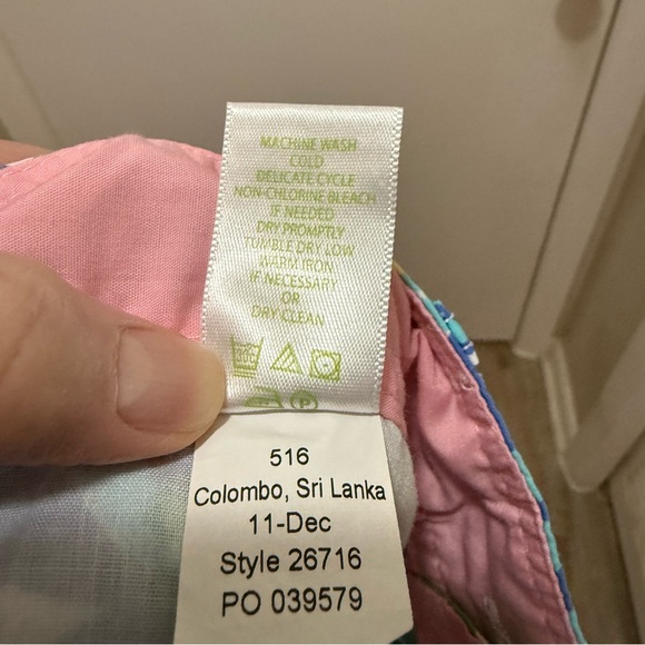 Lilly Pulitzer Callahan green/blue print shorts size 12 - Picture 6 of 9